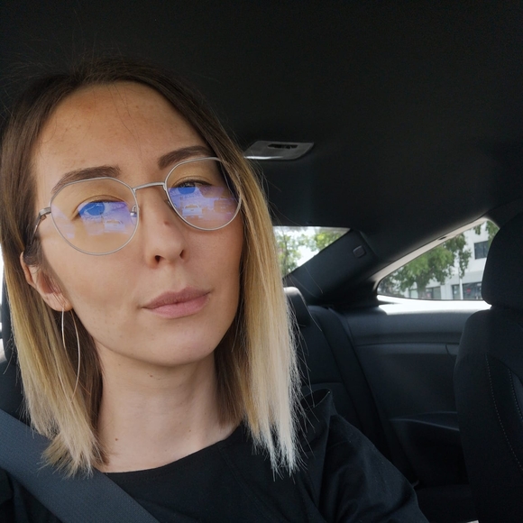 Meet your Posher, Zulfina - Picture 1 of 1